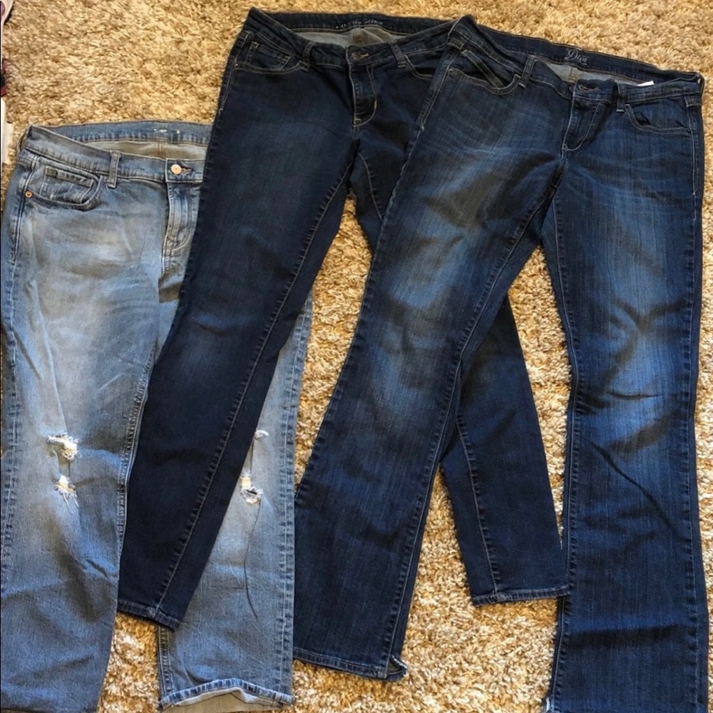 3 pairs Old Navy Jeans